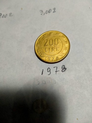 200 lire coin